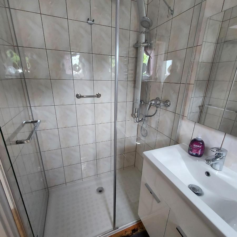 Siedlisko Tafle Villa Chorazowka Luaran gambar